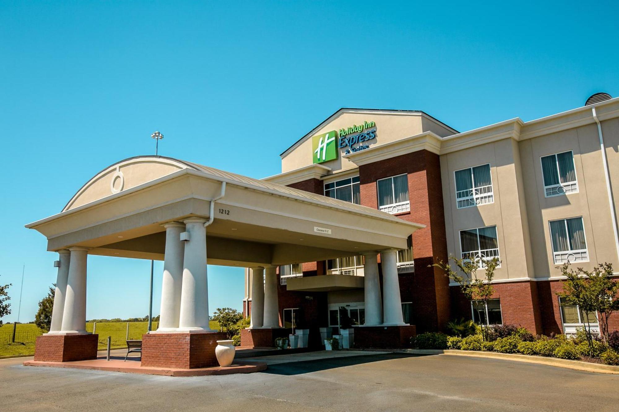 Holiday Inn Express & Suites Brookhaven By Ihg Extérieur photo